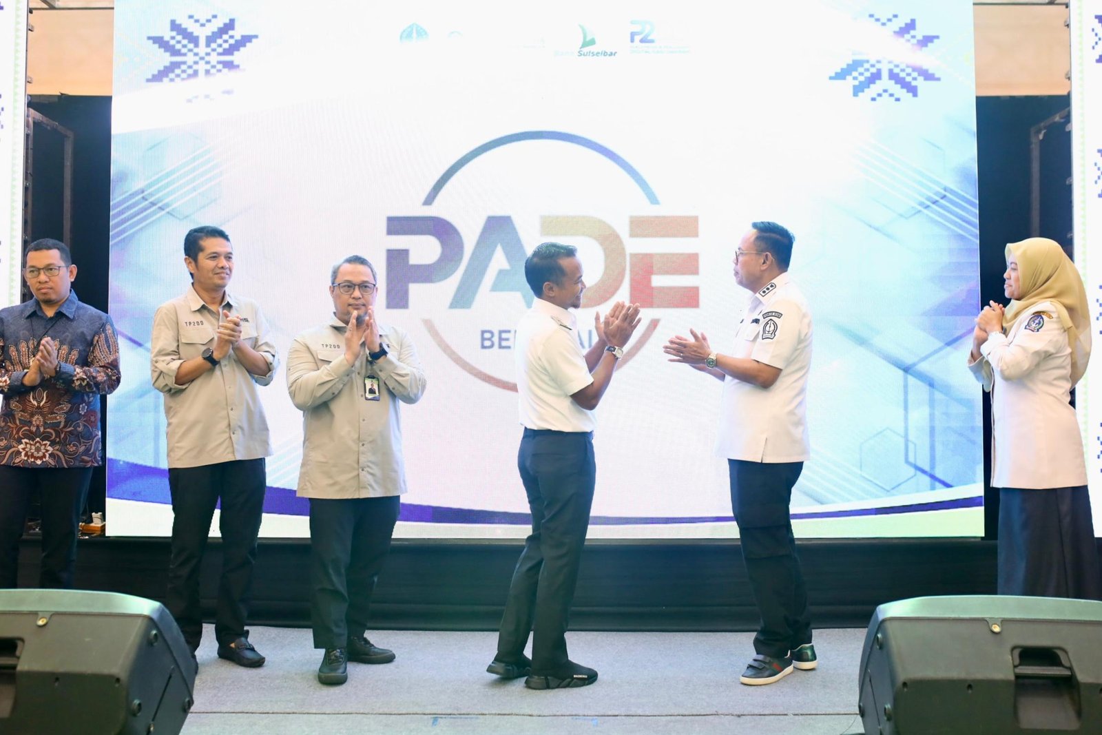 Dorong Digitalisasi, Bupati Bone Launching Aplikasi PADE Beramal e-BMD dan e-Perjadin