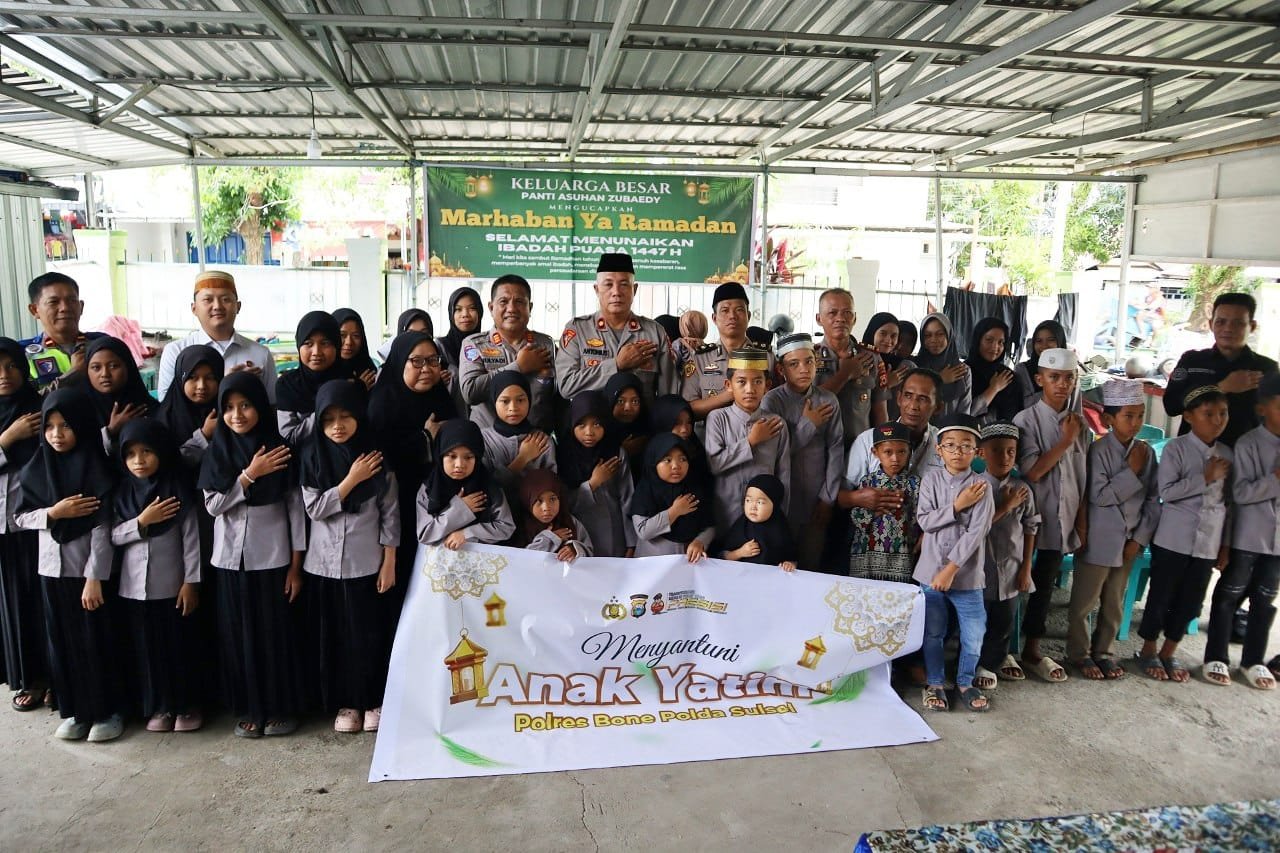 Semarak Ramadhan, Polres Bone Santuni Anak Yatim di Panti Asuhan Zubaedy