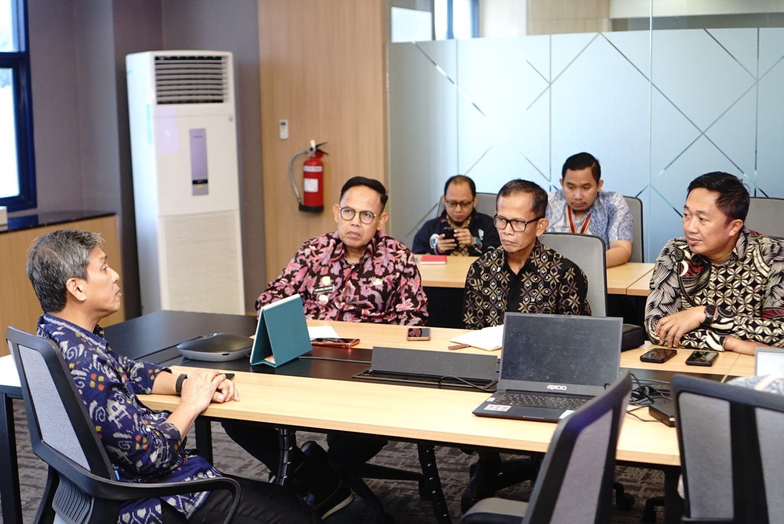 Wabup Bone Konsultasi ke Kemenkes, Perjuangkan Status Tenaga Honorer Kesehatan