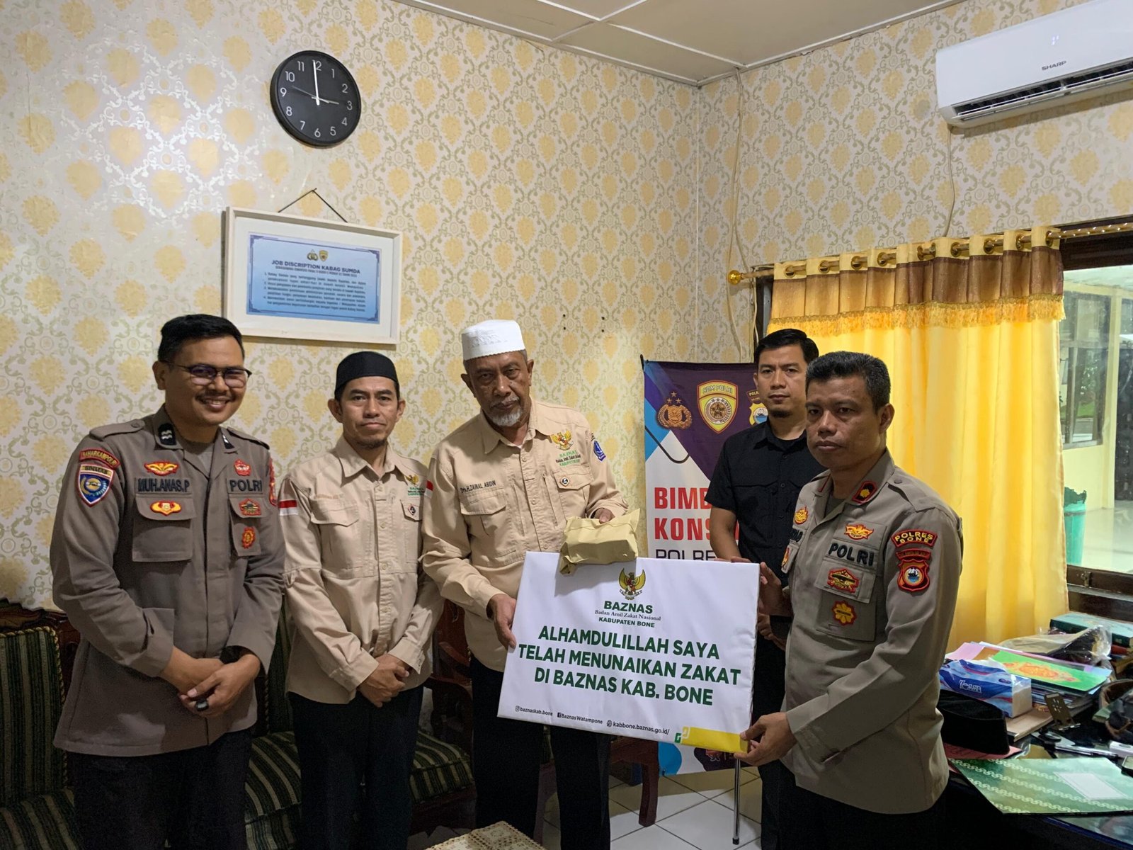 BAZNAS Bone Terima Zakat Fitrah dari 1.009 Personel Polres Bone
