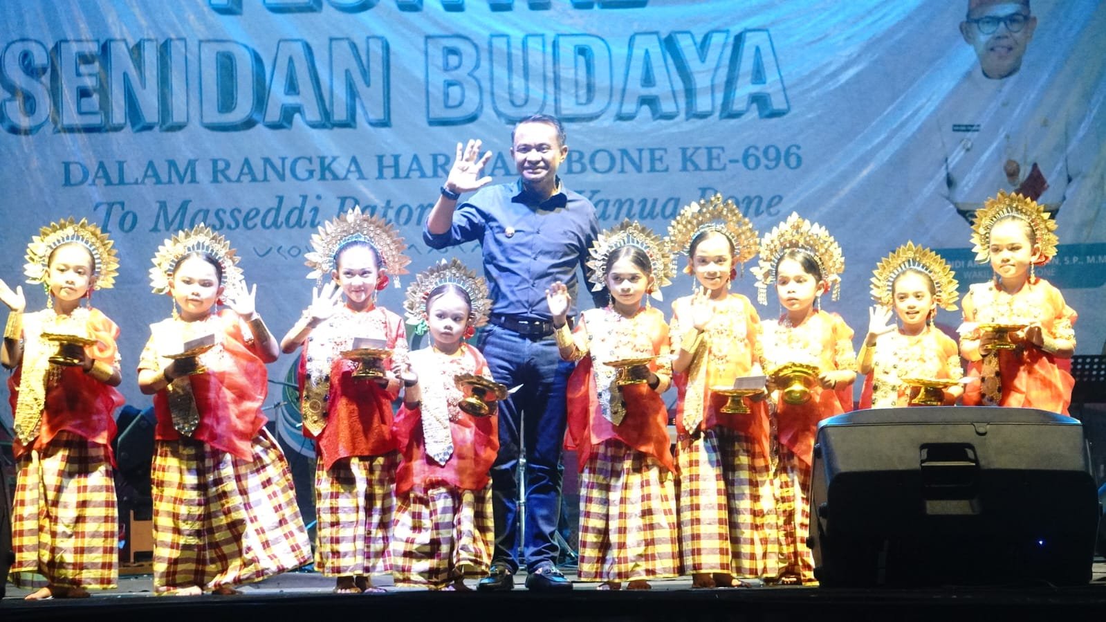 Bupati Bone Didampingi Wabup Bone Resmi Buka Festival Seni Budaya dan Pameran UMKM HJB ke-696