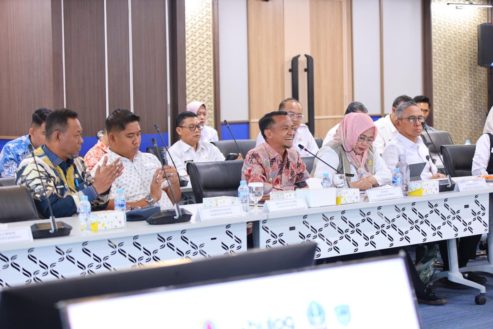 Perkuat Ketahanan Pangan, Pemkab MoU Hibahkan Lahan untuk Gudang Modern BULOG di Bone