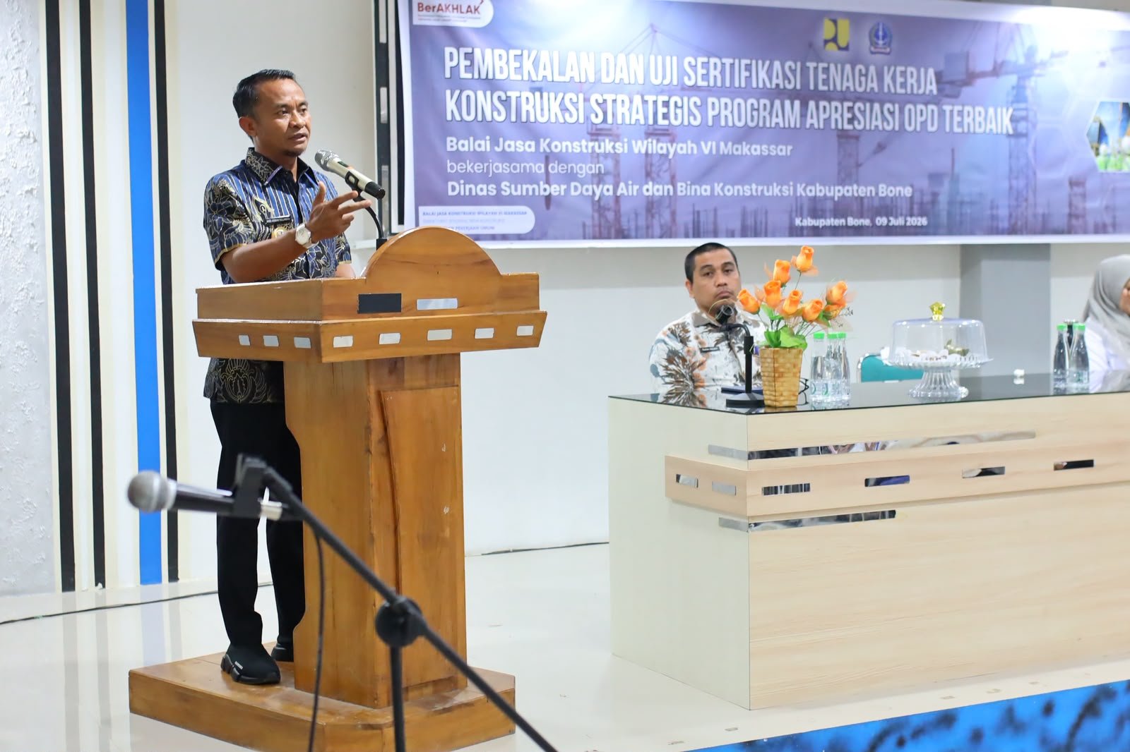 Bupati Bone Buka Sertifikasi Tenaga Konstruksi, Tekankan Profesionalisme Dukung Pertumbuhan Ekonomi 7,8 Persen