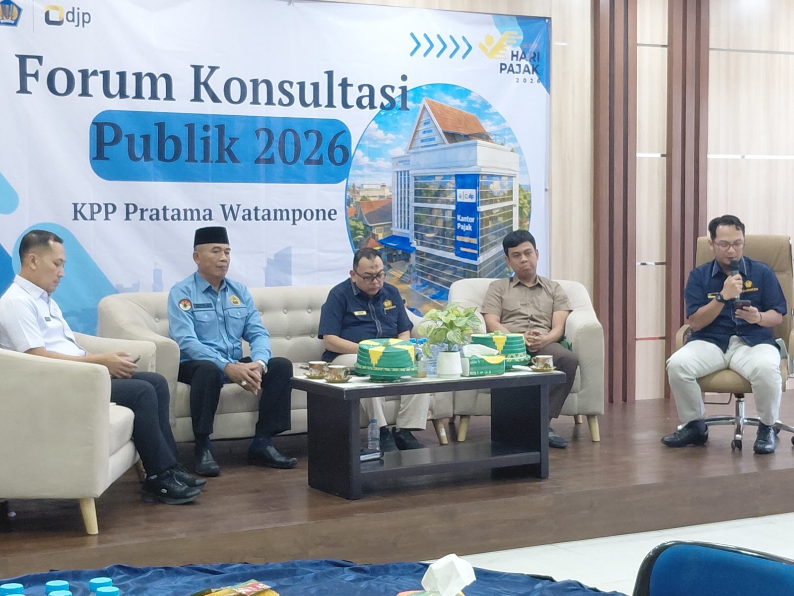 KPP Pratama Watampone Gelar Forum Konsultasi Publik 2026   Sinergi Pusat dan Daerah Optimalisasi Program MBG dan KDMP yang Akuntabel dan Berkelanjutan