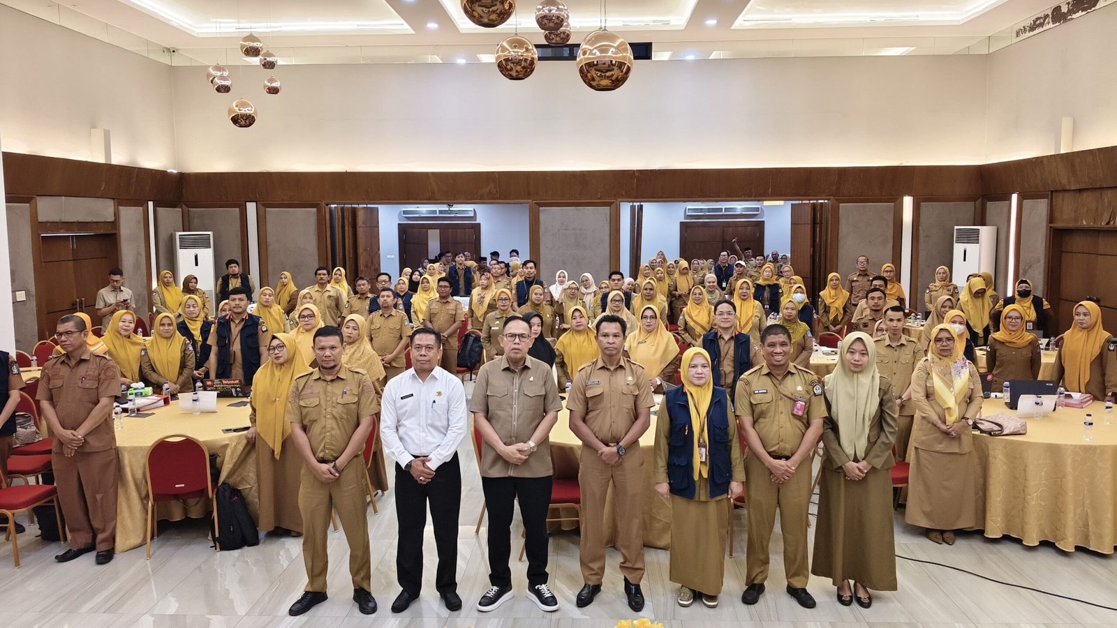 Wabup Bone Buka Asistensi Dana BOSP, Ingatkan Kepala Sekolah Kelola Anggaran Secara Transparan