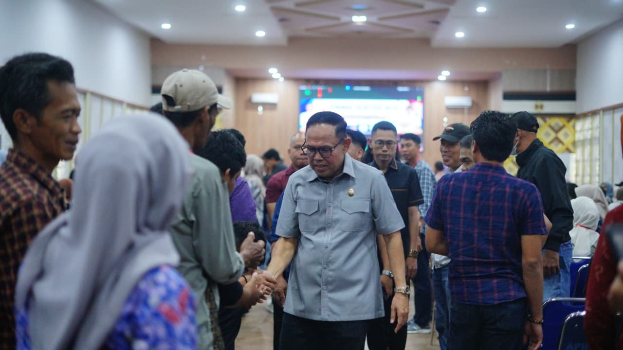 Buka Seminar Eksklusif Desa, Wabup Bone AAP Serukan Tata Kelola Berintegritas dan Beramal